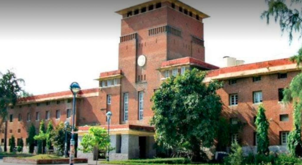 DU likely to start off registration for UG courses